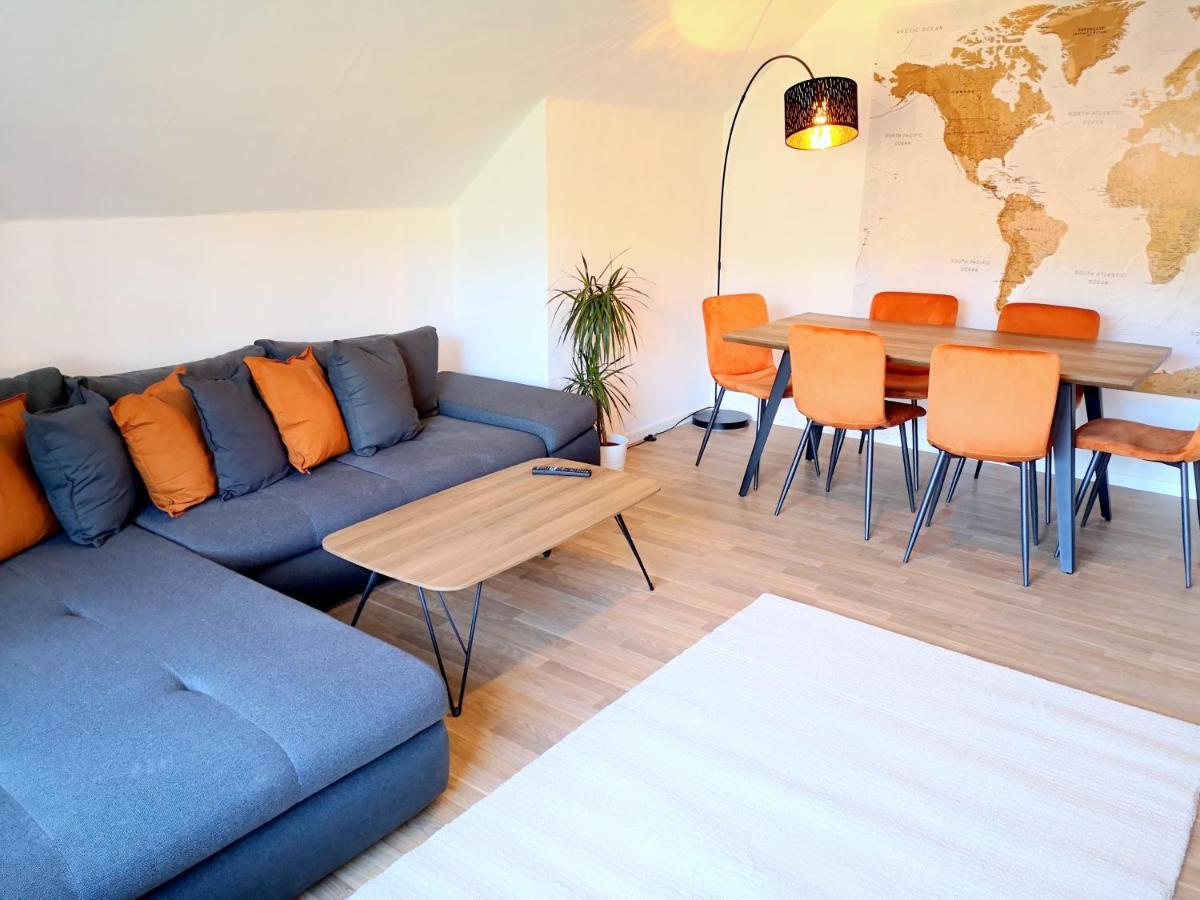 Family-Apartment Mit Balkon, Kueche, Parkplatz & Waschmaschine Offenburg Exteriér fotografie